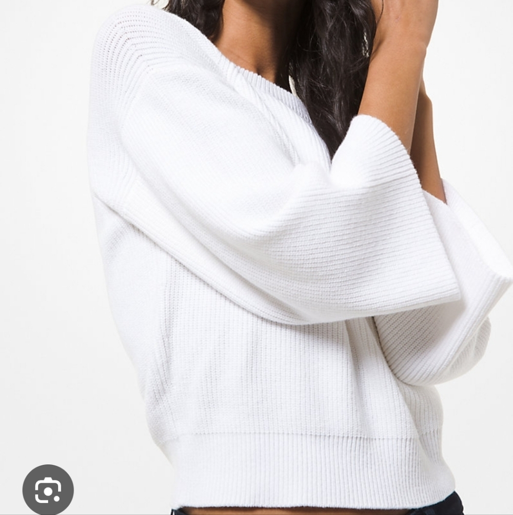MICHEAL Micheal Kors Ivory/White Bell Sleeve Crew Neck Ribbed Sweater M